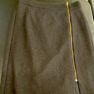 Wool blend pencil skirt w/front zip